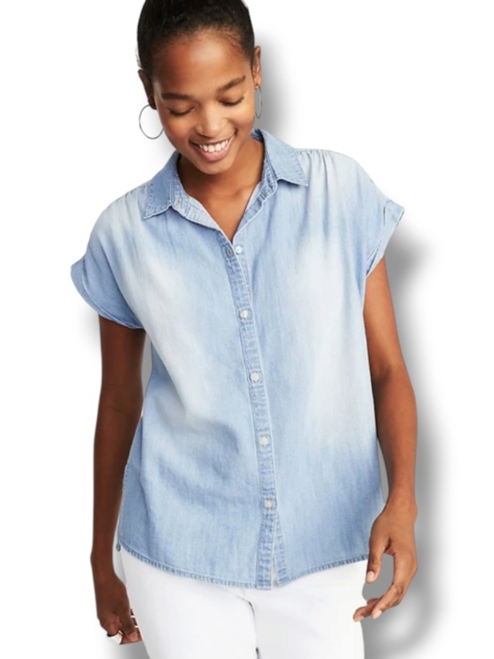 Old Navy Women’s Relaxed Button-Front Chambray Collared Denim Cap Sleeve Top